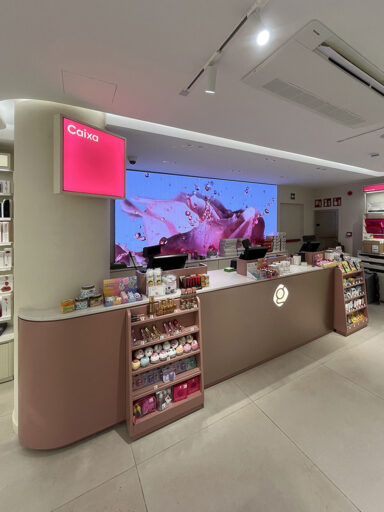 Gala-flagship-2